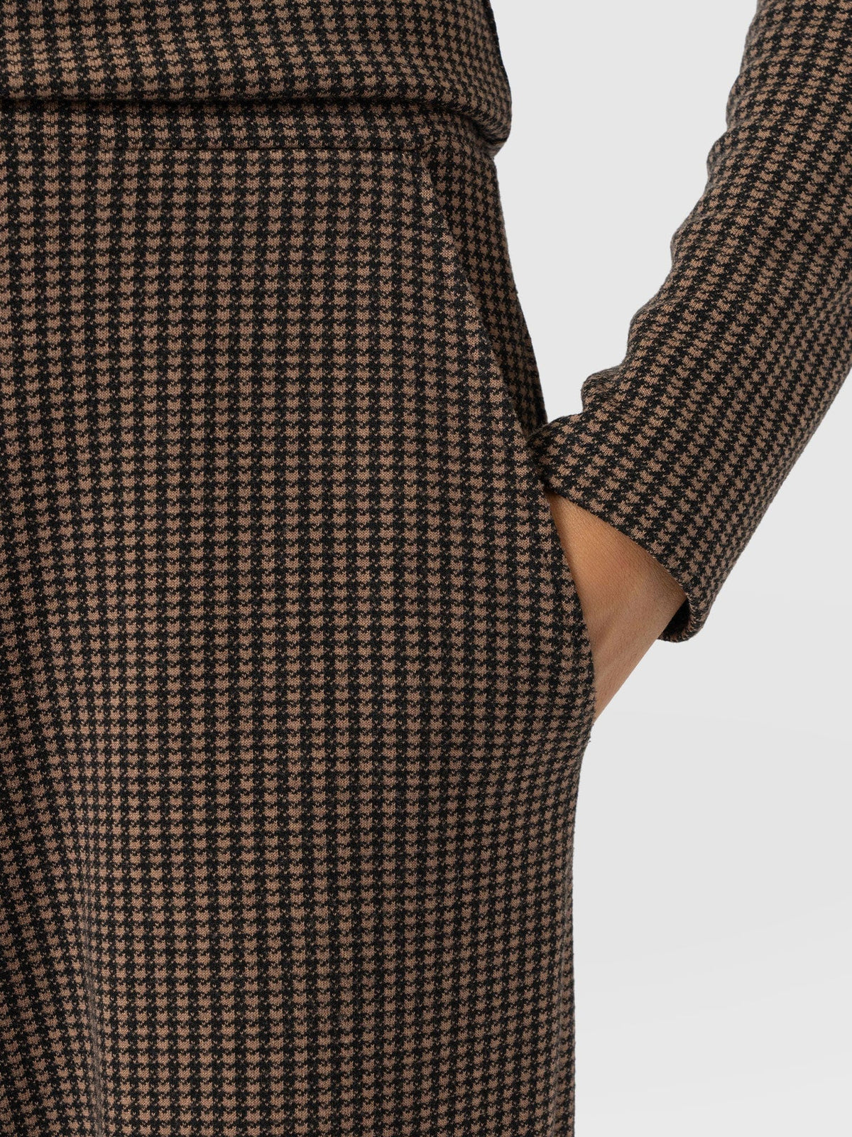 Pantalón de pernera ancha Keller — Minipata de gallo marrón — vista 3