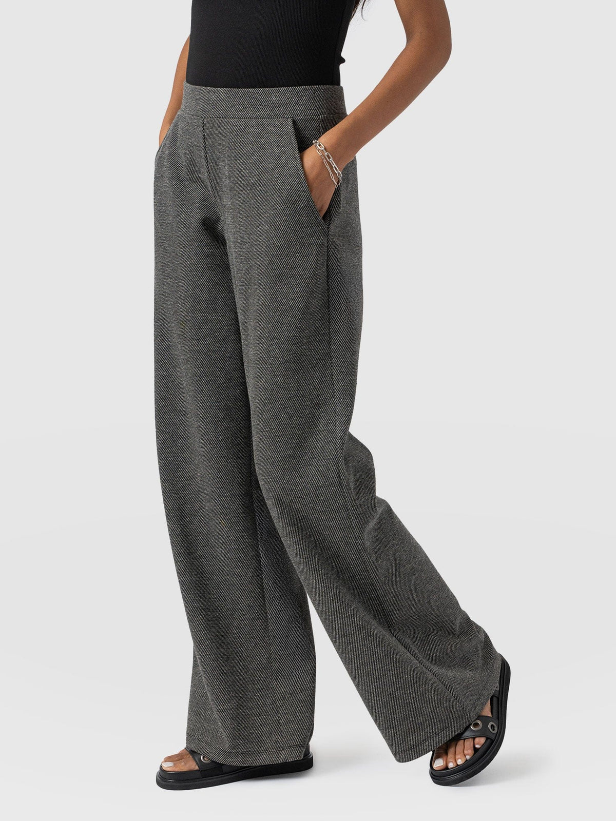 Pantalón de pernera ancha Keller — Sarga gris — vista 4